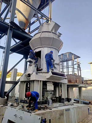 Çimento Fabrikasında Büyük Çıkışlı VRM Dikey Silindirli Değirmen Kömür Değirmeni 90t / H