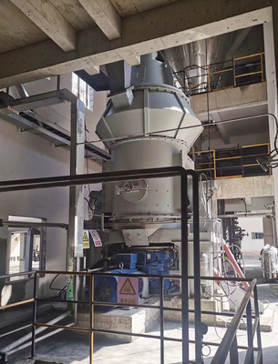 Çimento Fabrikasında Elektrikli Kükürt Giderme Kireçtaşı Dikey Değirmen Silindiri